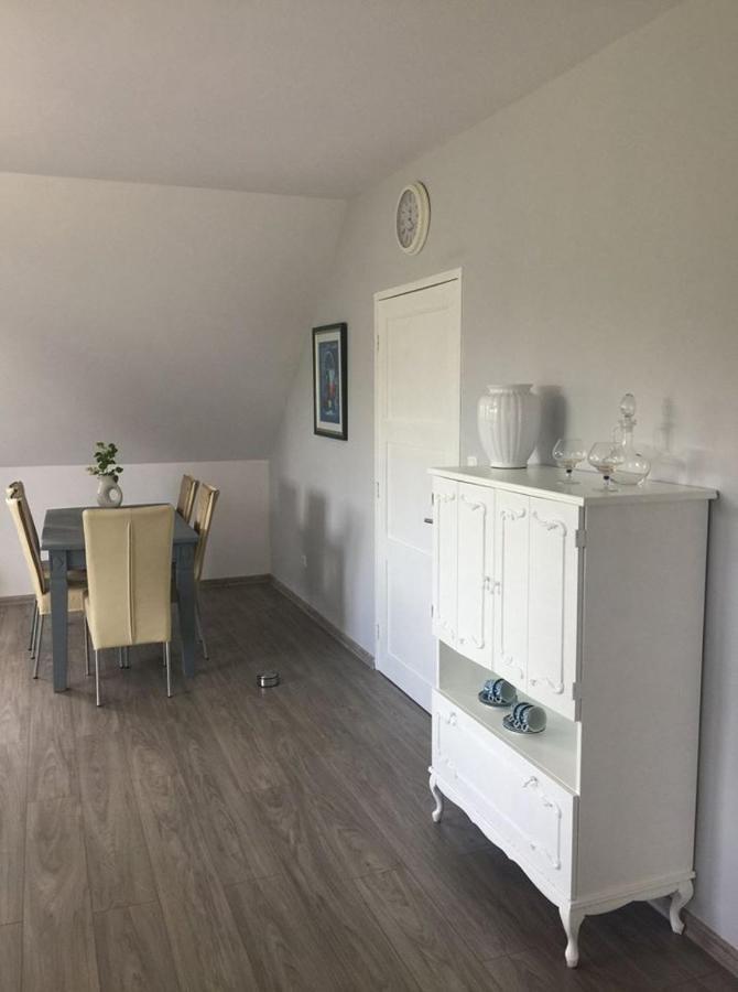 Damhills Apartments Bronowko Ngoại thất bức ảnh